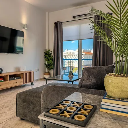 Lavi's Haven 2b, Paphos, Pool * Paphos