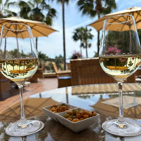 Lavi's Haven 2b, Paphos, Pool شقة بافوس