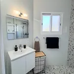 Lavi's Haven 2b, Paphos, Pool Paphos